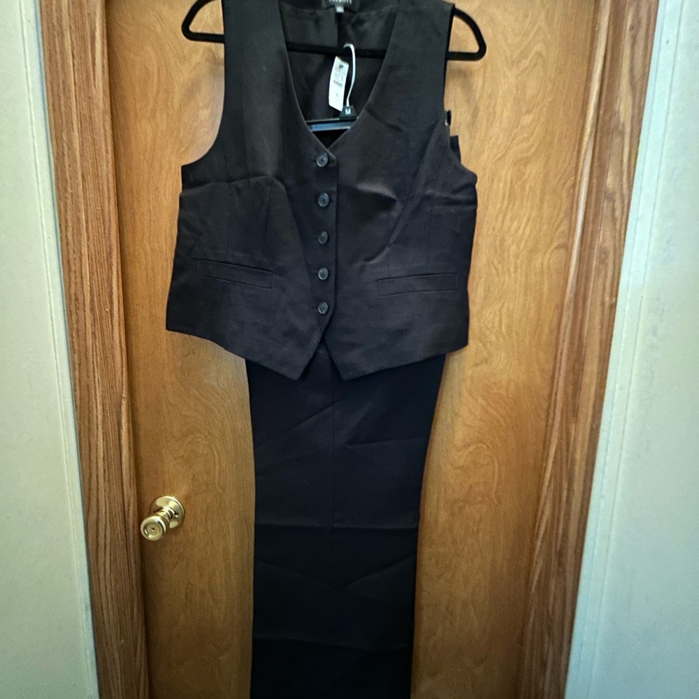 Talbots Black Straight Leg Pants and Vest Ensemble